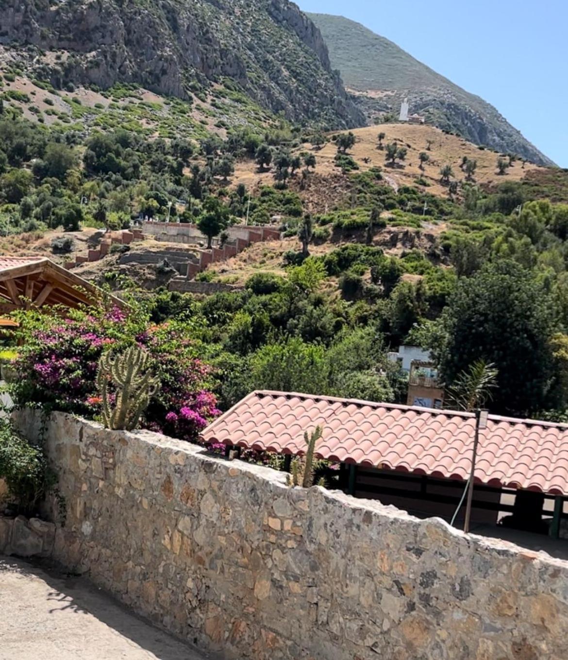 Maison D'Hote Bien Equipe Au Centre De Chefchaouen Kültér fotó